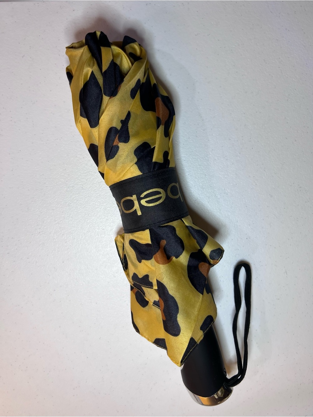 bebe Yellow Leopard Print Compact Umbrella with Logo Band